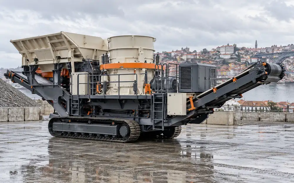 Mobile cone crusher equipment image
